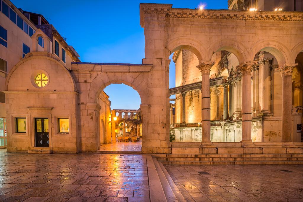 The Palace Collection In Split Centre Luaran gambar